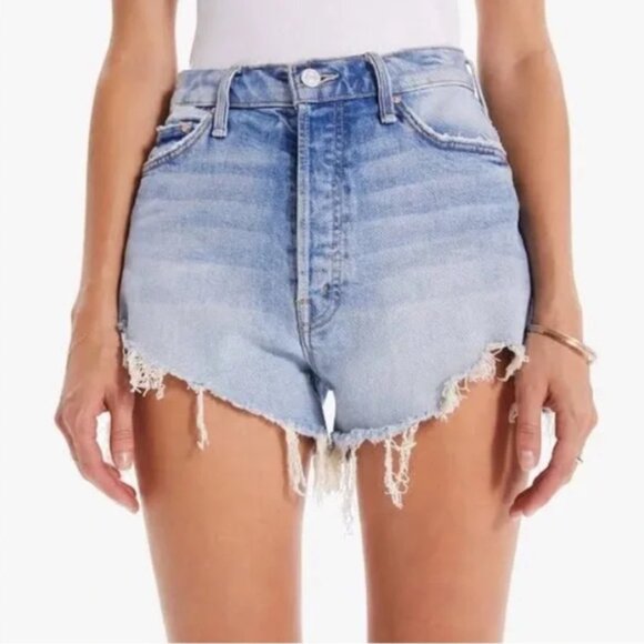 MOTHER Ultra High Waisted Tomcat Kick Fray Short in Color: I Confess Size: 25 - Picture 1 of 9